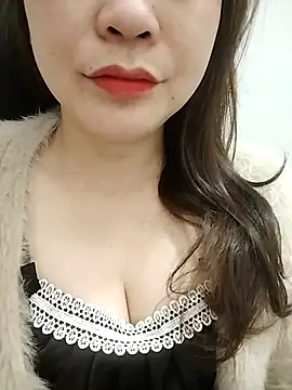 Girl Shy2000 online show from March 10, 2026, 10:36 pm