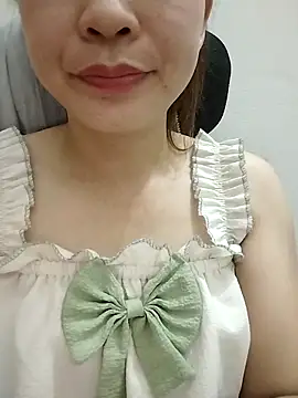 Girl Shy2000 online show from November 9, 2025, 10:52 am