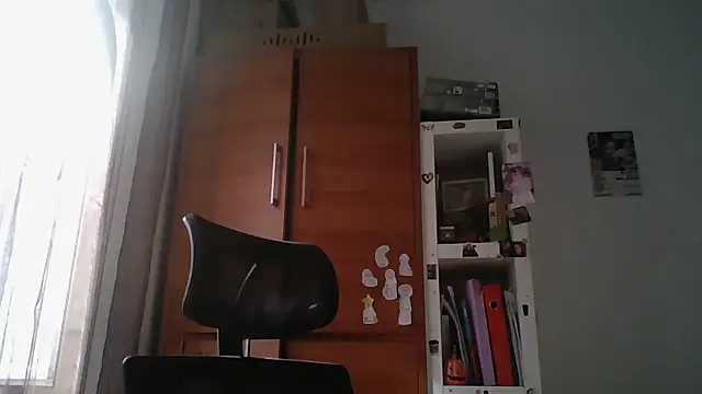 Snapshot of Lorivell chatting on October 30, 2025, 12:25 pm Lorivell online show from October 30, 2025, 12:25 pm