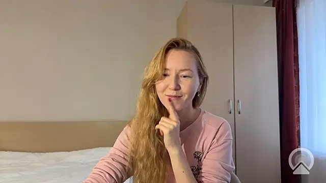 Nayverin online show from October 25, 2025, 10:47 am