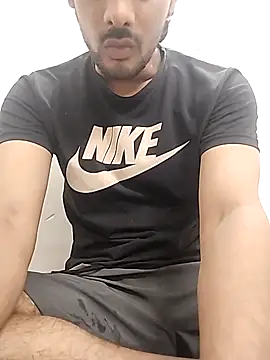 Snapshot of Ilhaamgrey chatting on October 25, 2025, 6:30 pm Ilhaamgrey online show from October 25, 2025, 6:30 pm