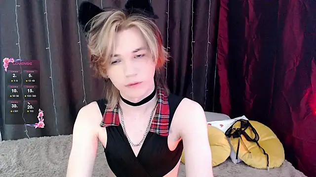 Snapshot of evan_reinhart chatting on October 24, 2025, 7:40 am evan reinhart online show from October 24, 2025, 7:40 am