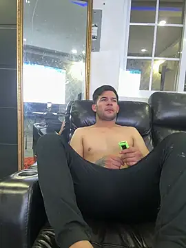 Moisesjrtapia online show from February 24, 2026, 2:01 am