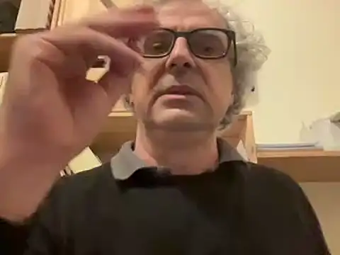 Snapshot of chtentation chatting on January 14, 2026, 4:54 pm chtentation online show from January 14, 2026, 4:54 pm