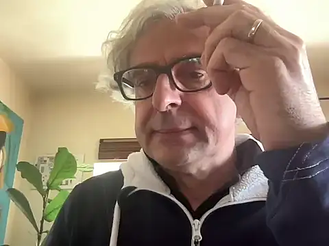 Snapshot of chtentation chatting on February 25, 2026, 11:43 am chtentation online show from February 25, 2026, 11:43 am