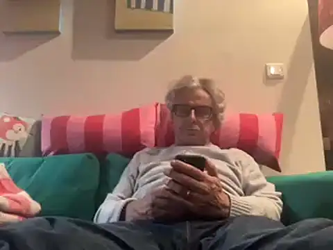 Snapshot of chtentation chatting on September 30, 2025, 7:31 pm chtentation online show from September 30, 2025, 7:31 pm