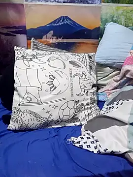 Kimkhaepretty online show from February 17, 2026, 2:31 am