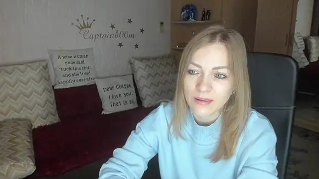 Tiffany Bates online show from November 14, 2025, 4:05 am