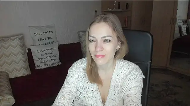 Tiffany Bates online show from March 6, 2026, 3:23 am