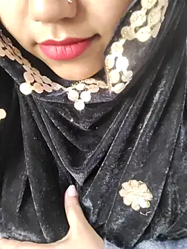 Miss Rose   online show from February 14, 2026, 6:13 am