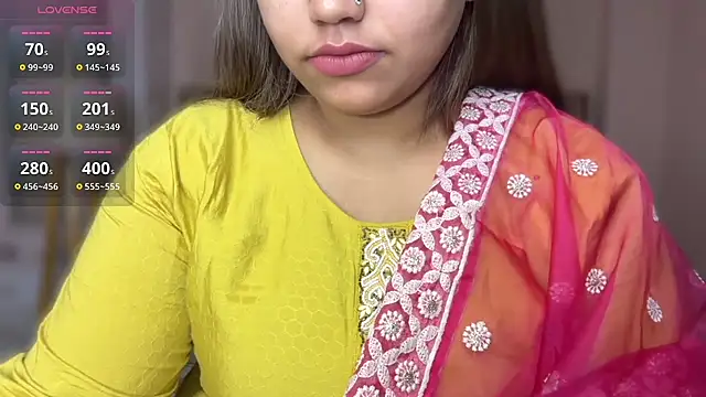 Miss Rose   online show from July 19, 2026, 4:54 am