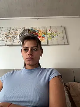 anna evans09 online show from October 19, 2025, 1:25 pm