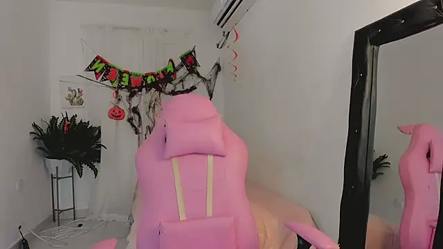 vanelope smith online show from October 30, 2025, 10:39 pm