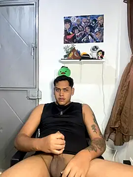 AaronMars  online show from October 13, 2025, 3:13 pm