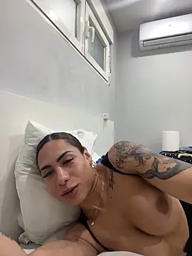 Naomi24herr online show from March 2, 2026, 8:16 pm