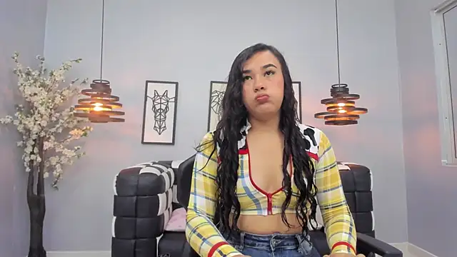 Kira Naughty online show from October 20, 2025, 11:44 am