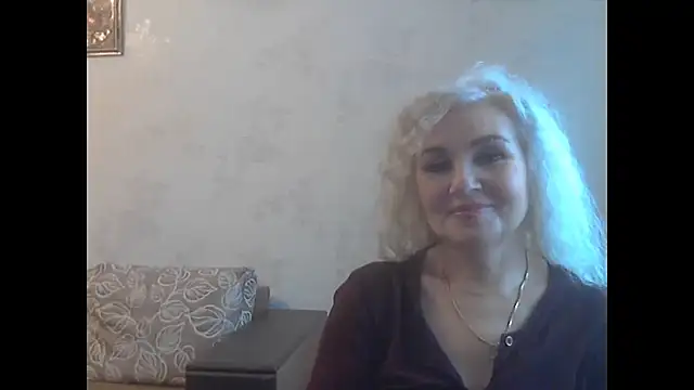 Snapshot of LadySexyBlond chatting on December 3, 2025, 4:35 am LadySexyBlond online show from December 3, 2025, 4:35 am