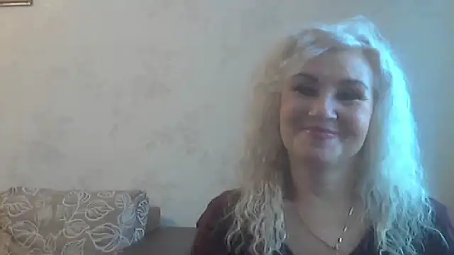 Snapshot of LadySexyBlond chatting on November 7, 2025, 8:41 am LadySexyBlond online show from November 7, 2025, 8:41 am