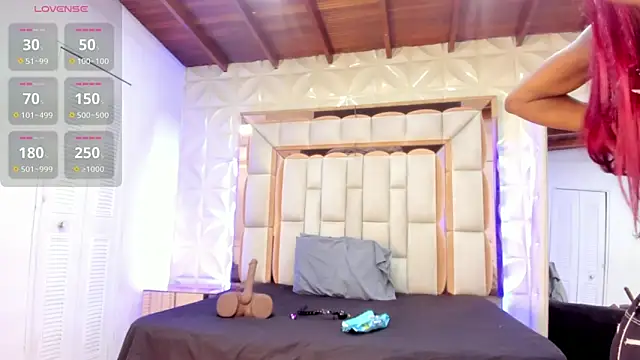 Sarah Adamss online show from March 19, 2026, 12:38 pm