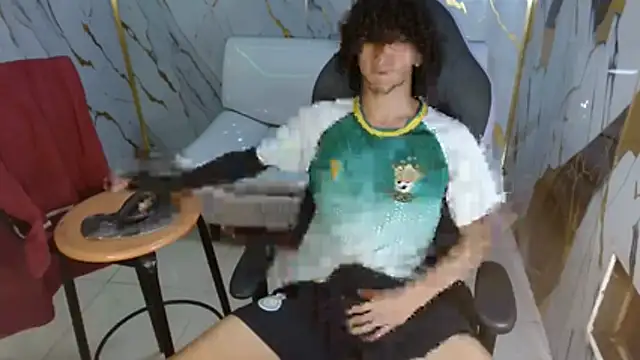 xion ez online show from April 15, 2026, 8:09 pm