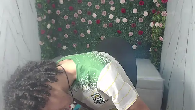 xion ez online show from October 31, 2025, 8:49 pm