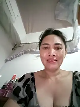 Lazzikaka online show from October 6, 2025, 2:29 pm