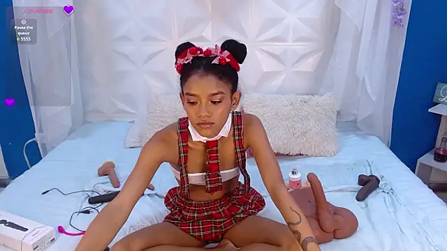 adisson petite1 online show from March 2, 2026, 5:42 pm