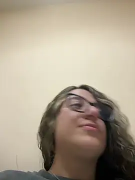 katiaa lovv online show from January 14, 2026, 6:22 pm