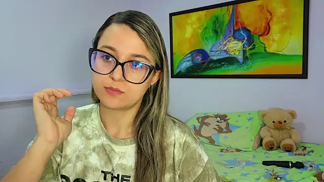 katiaa lovv online show from April 4, 2026, 12:12 pm