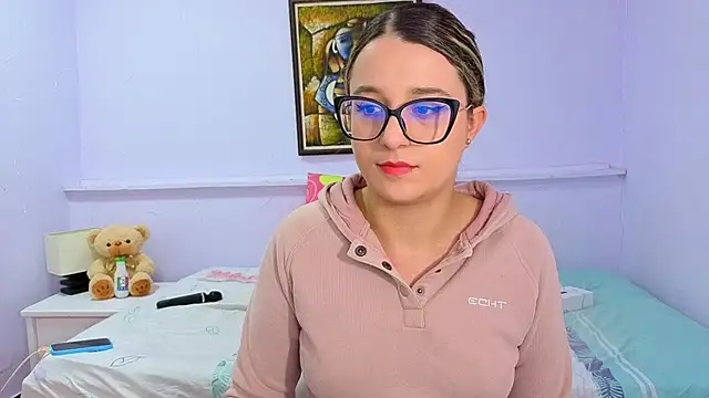 Snapshot of katiaa_lovv chatting on October 27, 2025, 11:55 am katiaa lovv online show from October 27, 2025, 11:55 am