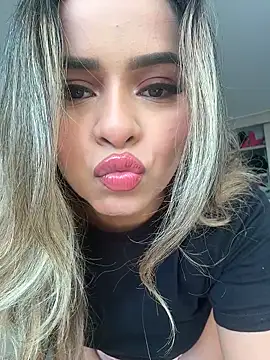 Snapshot of itsdanividarte chatting on November 7, 2025, 9:19 pm itsdanividarte online show from November 7, 2025, 9:19 pm