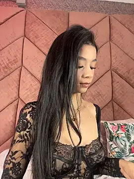 ChloeRosses online show from February 17, 2026, 3:37 am