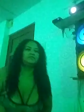 Snapshot of MEYBELLATINA chatting on June 13, 2026, 1:36 am MEYBELLATINA online show from June 13, 2026, 1:36 am