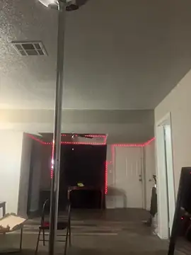 BuzzBunni69 online show from April 6, 2026, 2:40 am