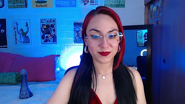 Snapshot of Amy66 chatting on July 13, 2026, 2:11 am Amy66 online show from July 13, 2026, 2:11 am