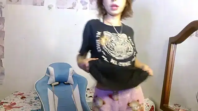 kiyusweetcrazy online show from February 5, 2026, 2:18 am