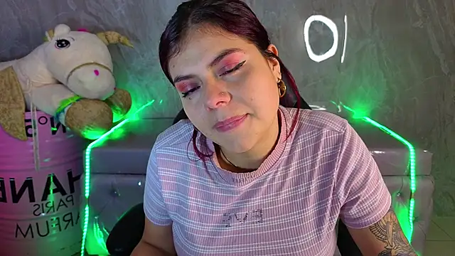 draviana a  online show from February 11, 2026, 3:06 am