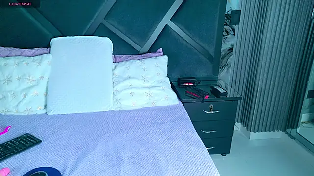 LexyRooss online show from March 29, 2026, 11:56 am