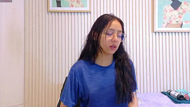 Abrilmirren online show from April 17, 2026, 11:24 am