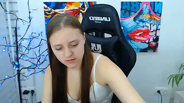 Snapshot of ArinaBelle chatting on November 21, 2025, 4:17 pm ArinaBelle online show from November 21, 2025, 4:17 pm