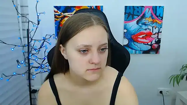 Snapshot of ArinaBelle chatting on December 1, 2025, 12:11 am ArinaBelle online show from December 1, 2025, 12:11 am