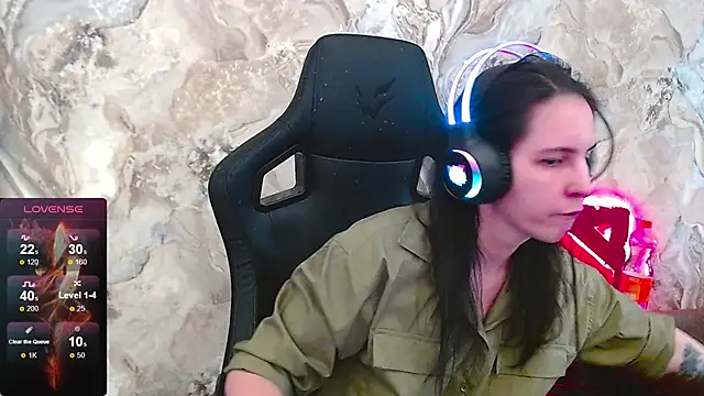 Irwi Tomboy online show from April 2, 2026, 3:08 pm