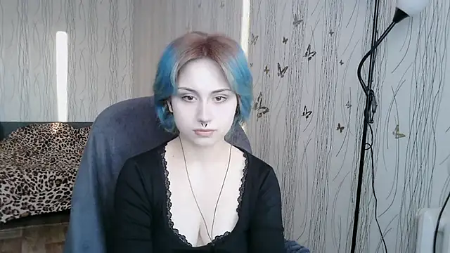 LeisaHopperstad online show from March 22, 2026, 2:29 pm