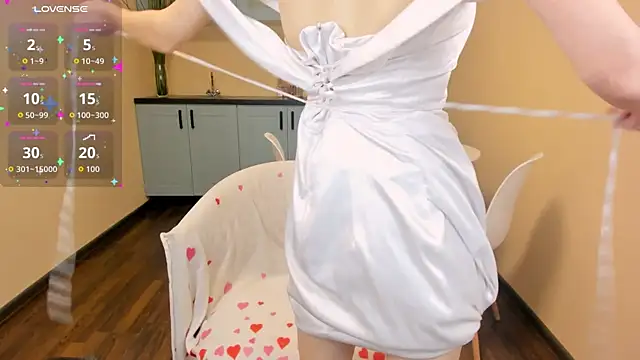 Snapshot of CallMeMargo chatting on November 26, 2025, 12:27 pm CallMeMargo online show from November 26, 2025, 12:27 pm