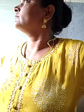 Snapshot of navyasree143 chatting on October 27, 2025, 4:46 am navyasree143 online show from October 27, 2025, 4:46 am