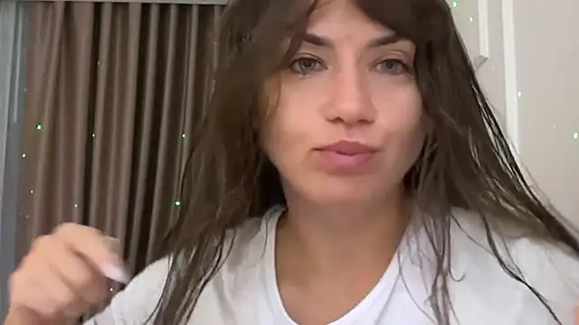 Roriann online show from February 11, 2026, 1:11 pm