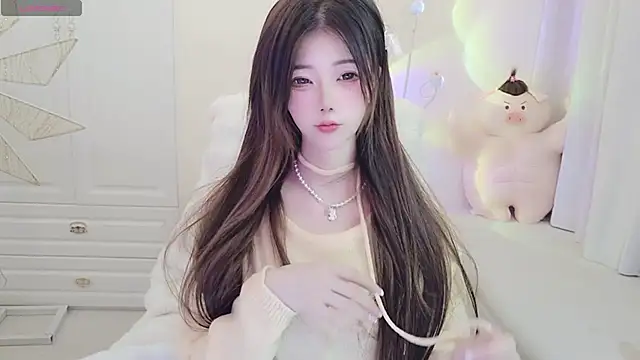 Coco-Di online show from December 15, 2025, 2:39 am