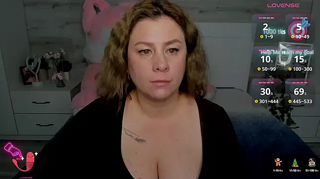 LoraBlaze online show from October 13, 2025, 7:21 am
