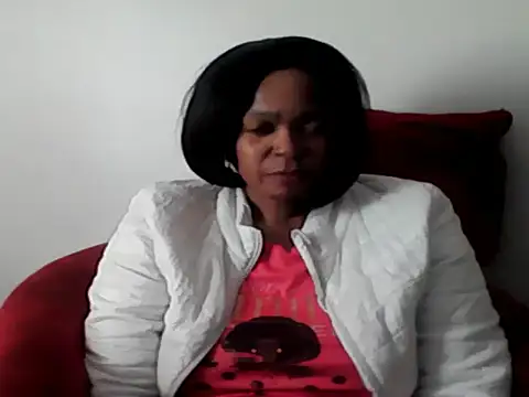 Snapshot of Blacksashaxx chatting on August 5, 2026, 8:52 am Blacksashaxx online show from August 5, 2026, 8:52 am