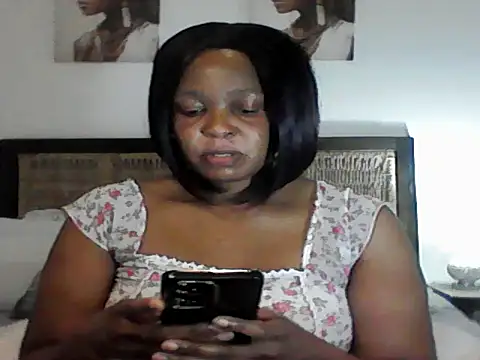 Snapshot of Blacksashaxx chatting on March 5, 2026, 6:43 am Blacksashaxx online show from March 5, 2026, 6:43 am